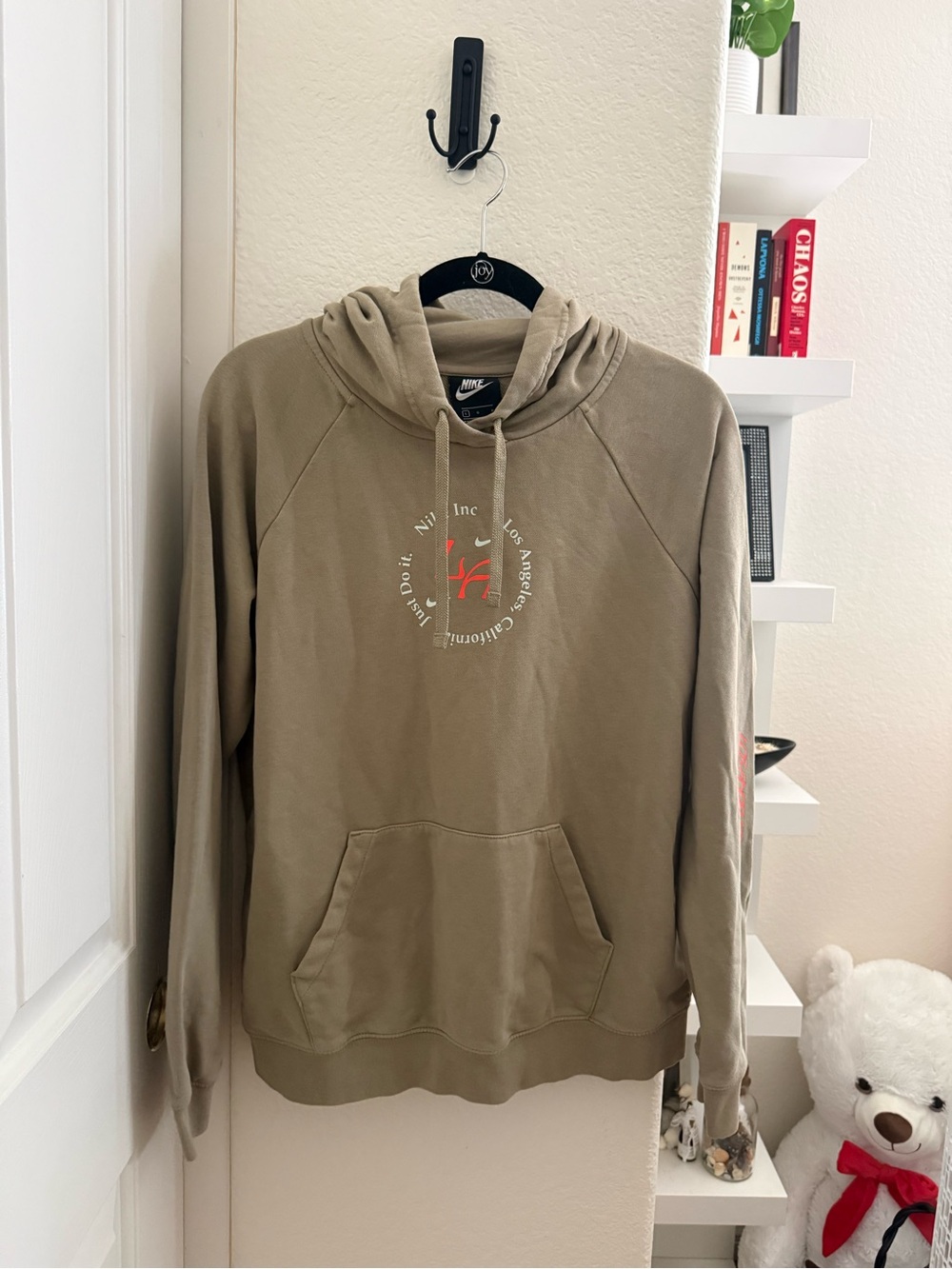 Nike Olive Green Pullover Hoodie with Subtle Chest Graphic